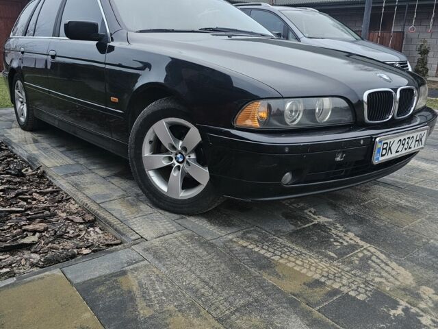 Черный БМВ 5 Серия, объемом двигателя 2.5 л и пробегом 435 тыс. км за 4700 $, фото 2 на Automoto.ua