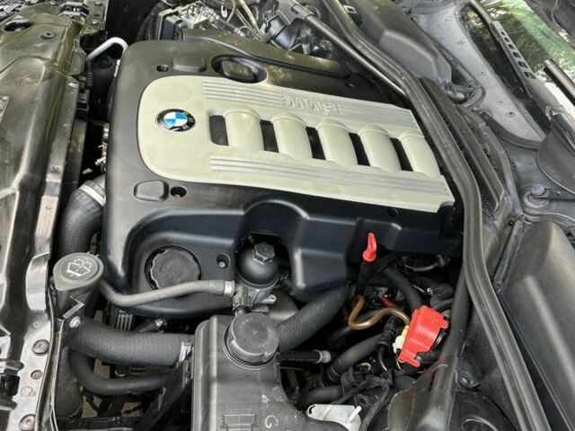 Черный БМВ 5 Серия, объемом двигателя 3 л и пробегом 399 тыс. км за 6850 $, фото 17 на Automoto.ua