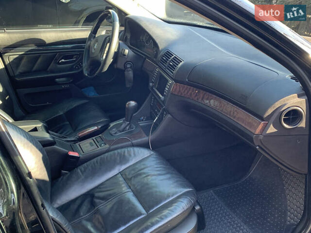 Черный БМВ 5 Серия, объемом двигателя 2.9 л и пробегом 378 тыс. км за 8000 $, фото 4 на Automoto.ua