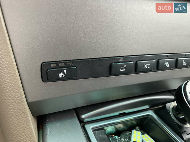 Чорний БМВ 5 Серія, об'ємом двигуна 3 л та пробігом 404 тис. км за 8000 $, фото 9 на Automoto.ua