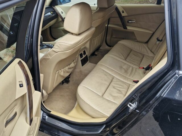 Черный БМВ 5 Серия, объемом двигателя 3 л и пробегом 380 тыс. км за 6500 $, фото 11 на Automoto.ua