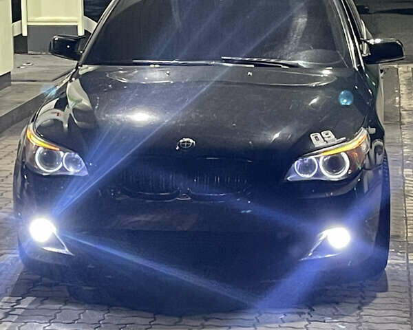 Черный БМВ 5 Серия, объемом двигателя 2.5 л и пробегом 500 тыс. км за 7777 $, фото 21 на Automoto.ua