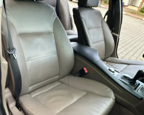 Черный БМВ 5 Серия, объемом двигателя 3 л и пробегом 400 тыс. км за 7400 $, фото 30 на Automoto.ua