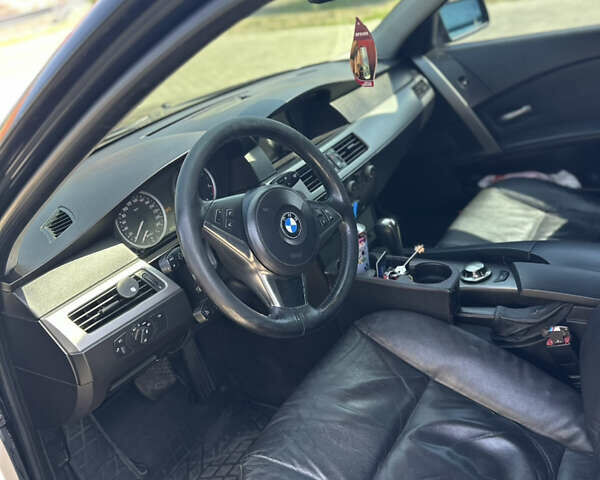 Черный БМВ 5 Серия, объемом двигателя 2.99 л и пробегом 417 тыс. км за 8300 $, фото 9 на Automoto.ua