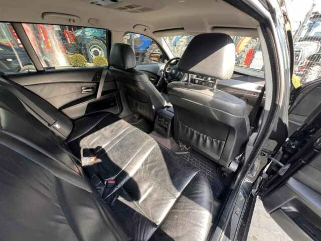 Черный БМВ 5 Серия, объемом двигателя 2.5 л и пробегом 450 тыс. км за 7600 $, фото 11 на Automoto.ua