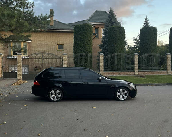 Черный БМВ 5 Серия, объемом двигателя 2.99 л и пробегом 350 тыс. км за 7800 $, фото 5 на Automoto.ua