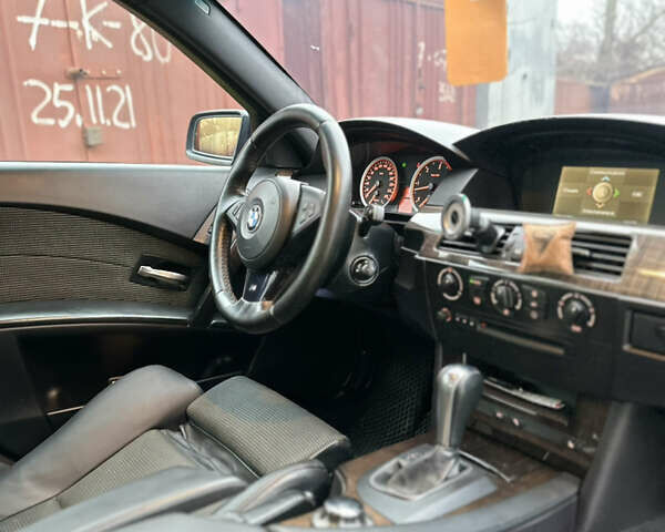 Чорний БМВ 5 Серія, об'ємом двигуна 3 л та пробігом 338 тис. км за 9500 $, фото 34 на Automoto.ua