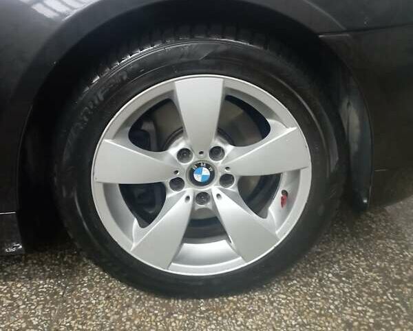 Черный БМВ 5 Серия, объемом двигателя 2.5 л и пробегом 266 тыс. км за 8700 $, фото 5 на Automoto.ua