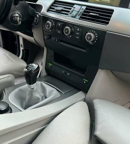 Чорний БМВ 5 Серія, об'ємом двигуна 2.5 л та пробігом 425 тис. км за 7600 $, фото 7 на Automoto.ua