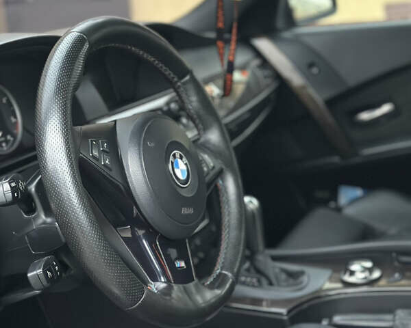 Чорний БМВ 5 Серія, об'ємом двигуна 3 л та пробігом 338 тис. км за 9500 $, фото 33 на Automoto.ua