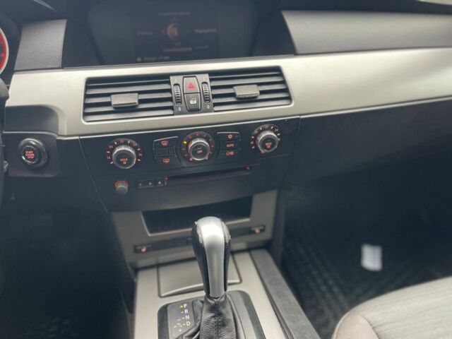 Черный БМВ 5 Серия, объемом двигателя 2.5 л и пробегом 280 тыс. км за 3500 $, фото 1 на Automoto.ua