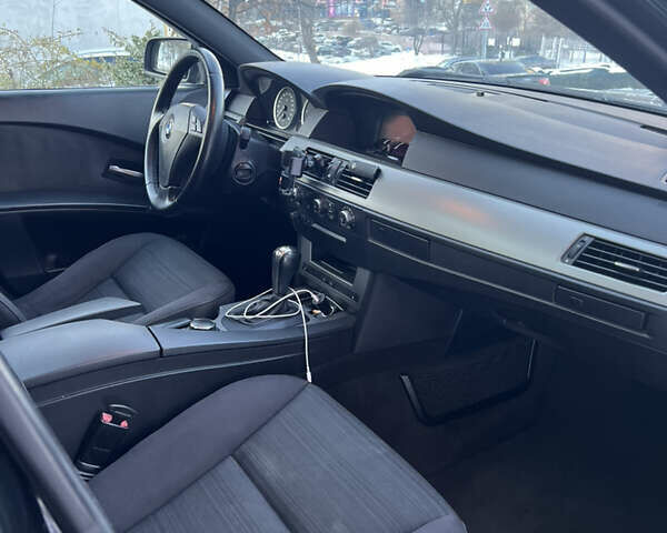 Черный БМВ 5 Серия, объемом двигателя 2 л и пробегом 324 тыс. км за 8000 $, фото 18 на Automoto.ua