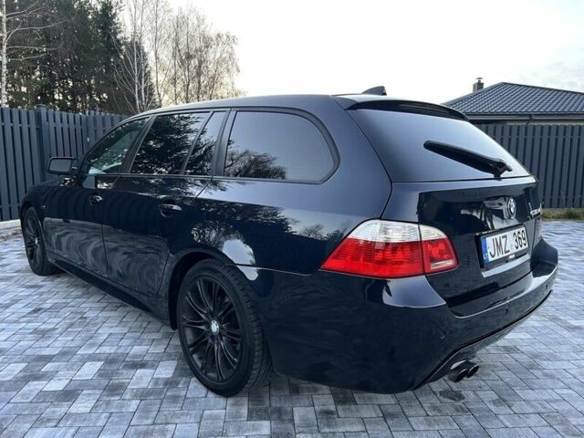 Черный БМВ 5 Серия, объемом двигателя 3 л и пробегом 210 тыс. км за 2143 $, фото 2 на Automoto.ua