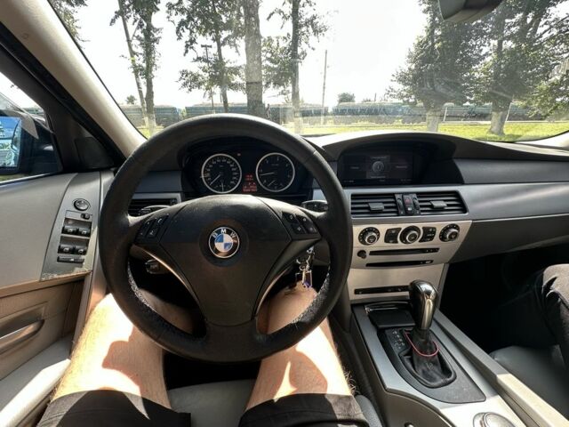 Черный БМВ 5 Серия, объемом двигателя 3 л и пробегом 350 тыс. км за 4900 $, фото 14 на Automoto.ua