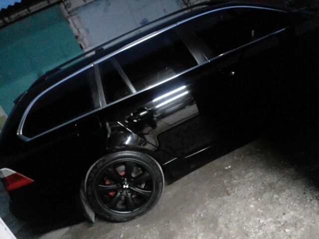 Черный БМВ 5 Серия, объемом двигателя 2 л и пробегом 330 тыс. км за 8300 $, фото 5 на Automoto.ua