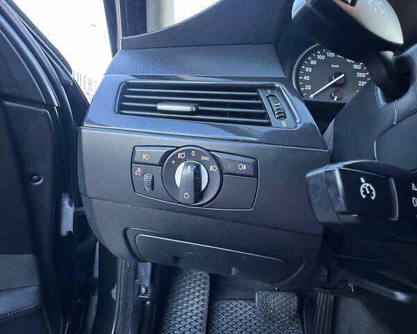 Черный БМВ 5 Серия, объемом двигателя 2 л и пробегом 337 тыс. км за 9300 $, фото 11 на Automoto.ua