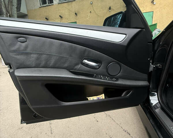 Чорний БМВ 5 Серія, об'ємом двигуна 2.99 л та пробігом 328 тис. км за 14999 $, фото 25 на Automoto.ua