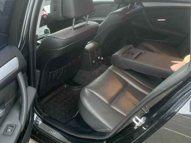 Чорний БМВ 5 Серія, об'ємом двигуна 3 л та пробігом 365 тис. км за 11500 $, фото 9 на Automoto.ua