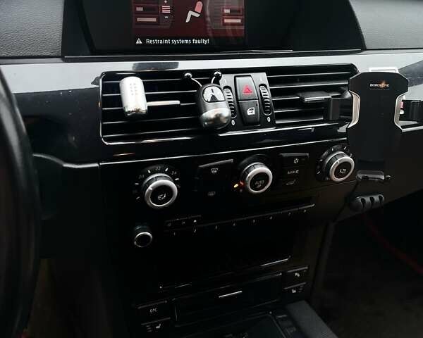 Черный БМВ 5 Серия, объемом двигателя 2 л и пробегом 315 тыс. км за 9120 $, фото 7 на Automoto.ua