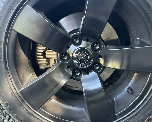 Черный БМВ 5 Серия, объемом двигателя 2 л и пробегом 292 тыс. км за 9800 $, фото 3 на Automoto.ua