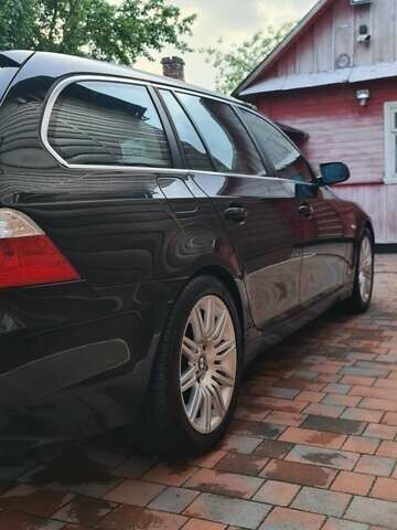Черный БМВ 5 Серия, объемом двигателя 3 л и пробегом 305 тыс. км за 13000 $, фото 40 на Automoto.ua