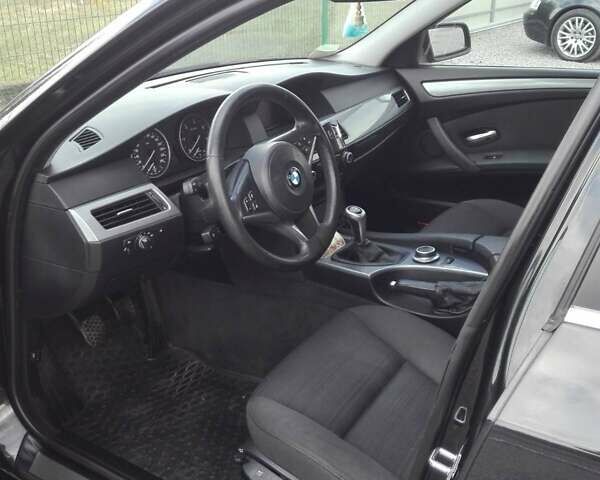 Черный БМВ 5 Серия, объемом двигателя 2 л и пробегом 287 тыс. км за 6576 $, фото 6 на Automoto.ua