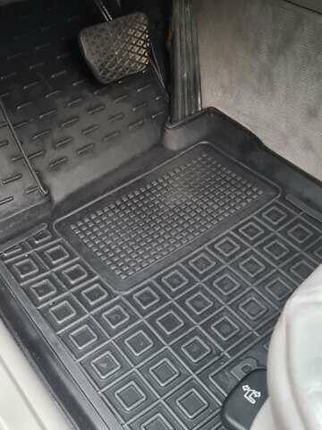 Черный БМВ 5 Серия, объемом двигателя 3 л и пробегом 305 тыс. км за 13000 $, фото 4 на Automoto.ua