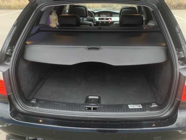 Чорний БМВ 5 Серія, об'ємом двигуна 3 л та пробігом 365 тис. км за 11500 $, фото 15 на Automoto.ua