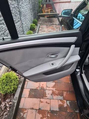 Черный БМВ 5 Серия, объемом двигателя 3 л и пробегом 305 тыс. км за 13000 $, фото 19 на Automoto.ua