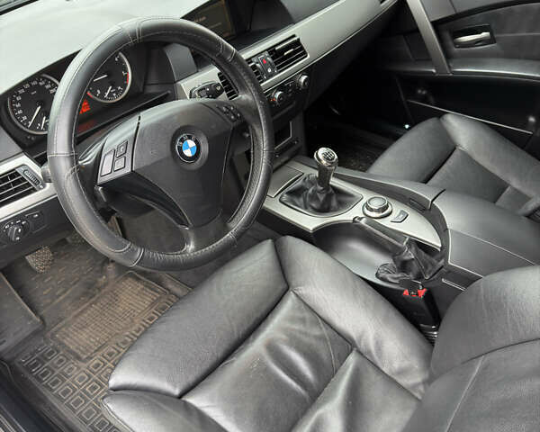 Чорний БМВ 5 Серія, об'ємом двигуна 2 л та пробігом 338 тис. км за 7300 $, фото 8 на Automoto.ua