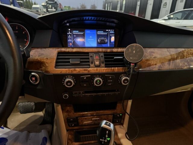 Черный БМВ 5 Серия, объемом двигателя 3 л и пробегом 314 тыс. км за 12000 $, фото 5 на Automoto.ua