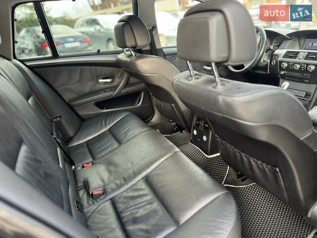 Черный БМВ 5 Серия, объемом двигателя 2.5 л и пробегом 273 тыс. км за 6999 $, фото 32 на Automoto.ua