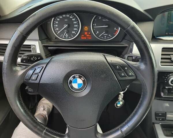 Чорний БМВ 5 Серія, об'ємом двигуна 2 л та пробігом 256 тис. км за 9200 $, фото 11 на Automoto.ua