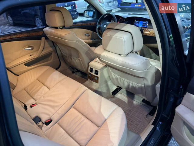 Черный БМВ 5 Серия, объемом двигателя 2.99 л и пробегом 314 тыс. км за 12000 $, фото 29 на Automoto.ua