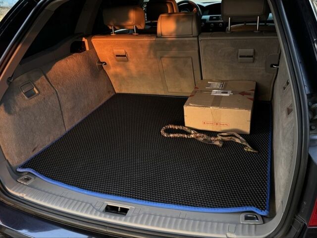 Черный БМВ 5 Серия, объемом двигателя 3 л и пробегом 363 тыс. км за 8300 $, фото 13 на Automoto.ua