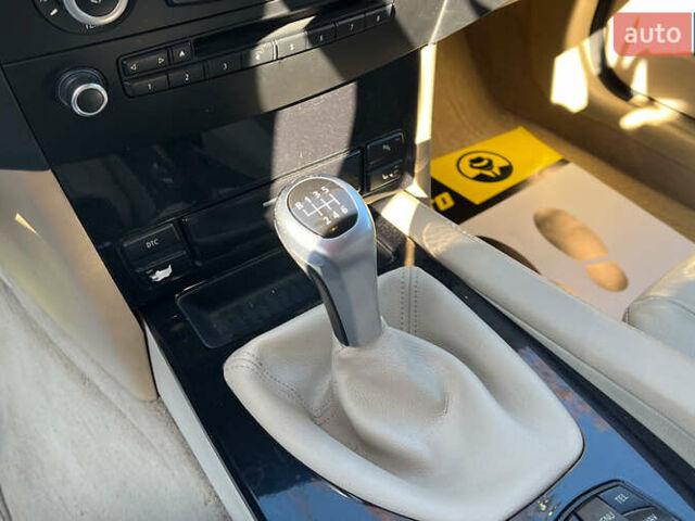 Чорний БМВ 5 Серія, об'ємом двигуна 2 л та пробігом 232 тис. км за 9400 $, фото 13 на Automoto.ua