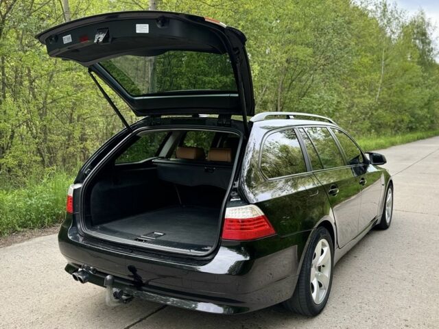 Чорний БМВ 5 Серія, об'ємом двигуна 3 л та пробігом 315 тис. км за 11500 $, фото 4 на Automoto.ua