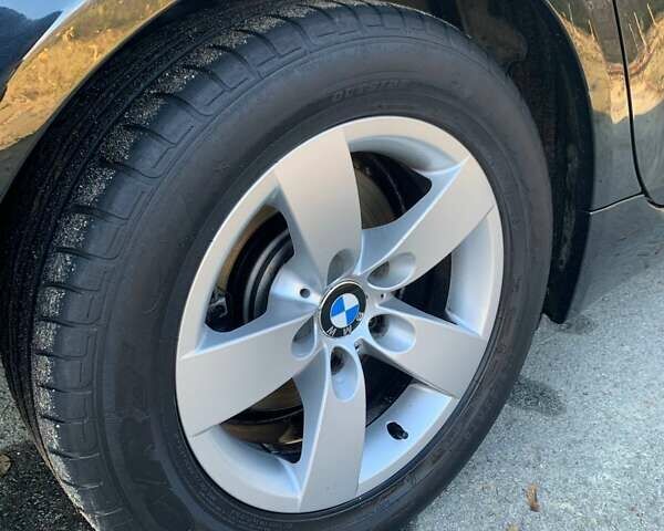 Чорний БМВ 5 Серія, об'ємом двигуна 2 л та пробігом 210 тис. км за 10150 $, фото 3 на Automoto.ua