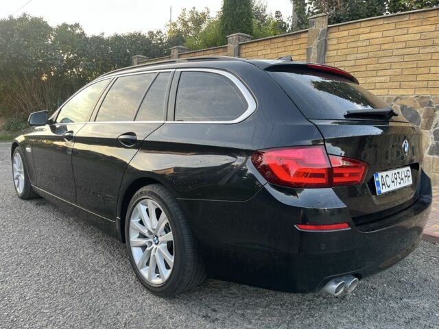 Чорний БМВ 5 Серія, об'ємом двигуна 3 л та пробігом 250 тис. км за 12500 $, фото 4 на Automoto.ua