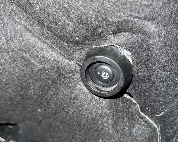 Черный БМВ 5 Серия, объемом двигателя 2 л и пробегом 227 тыс. км за 8500 $, фото 19 на Automoto.ua