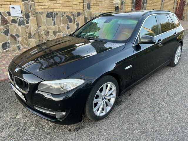 Чорний БМВ 5 Серія, об'ємом двигуна 3 л та пробігом 250 тис. км за 12500 $, фото 1 на Automoto.ua