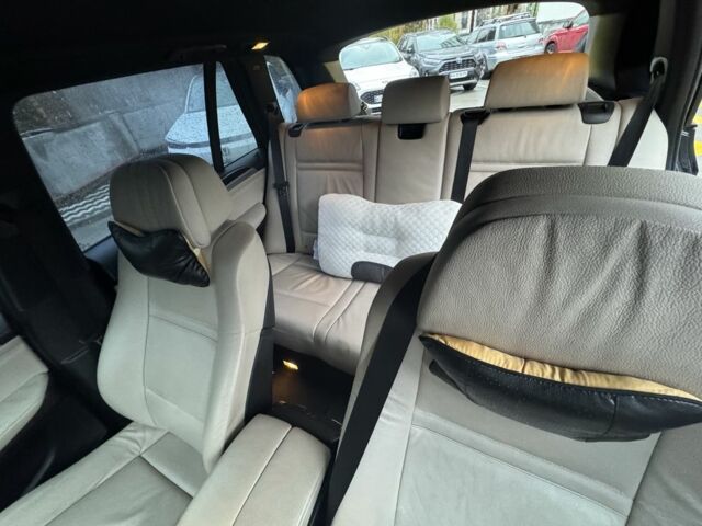 Черный БМВ 5 Серия, объемом двигателя 4.4 л и пробегом 203 тыс. км за 13500 $, фото 3 на Automoto.ua