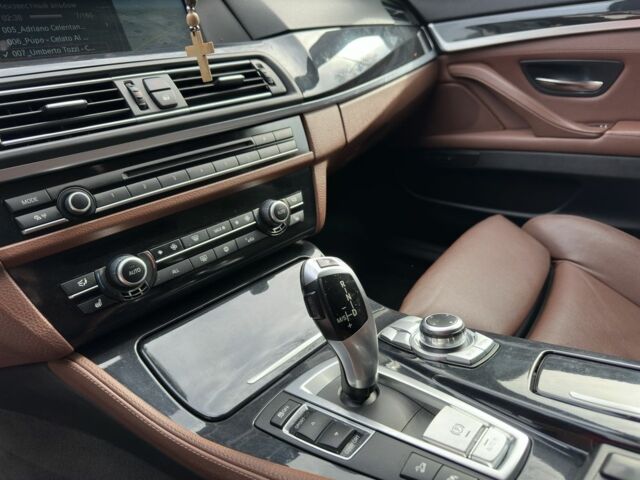 Чорний БМВ 5 Серія, об'ємом двигуна 2 л та пробігом 287 тис. км за 13500 $, фото 11 на Automoto.ua