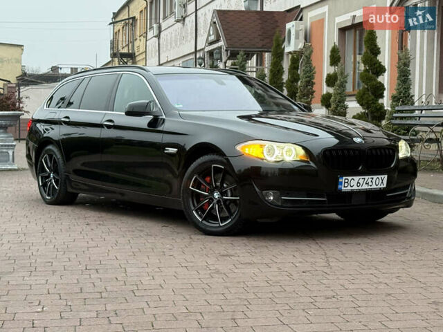 Черный БМВ 5 Серия, объемом двигателя 2.99 л и пробегом 282 тыс. км за 15500 $, фото 1 на Automoto.ua
