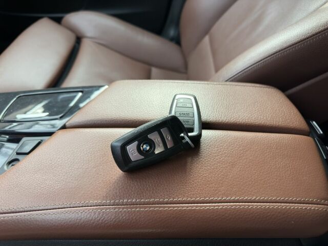 Чорний БМВ 5 Серія, об'ємом двигуна 2 л та пробігом 287 тис. км за 13500 $, фото 10 на Automoto.ua