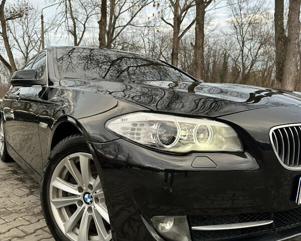 Чорний БМВ 5 Серія, об'ємом двигуна 2 л та пробігом 296 тис. км за 12222 $, фото 3 на Automoto.ua