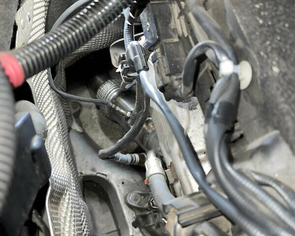 Черный БМВ 5 Серия, объемом двигателя 2 л и пробегом 249 тыс. км за 17706 $, фото 37 на Automoto.ua