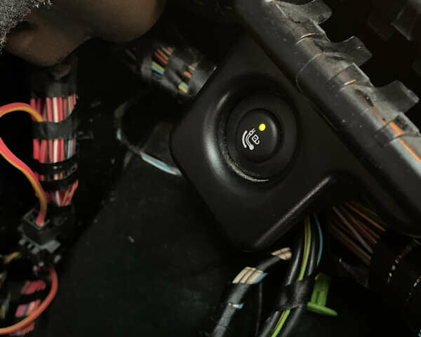 Черный БМВ 5 Серия, объемом двигателя 2 л и пробегом 245 тыс. км за 12900 $, фото 15 на Automoto.ua