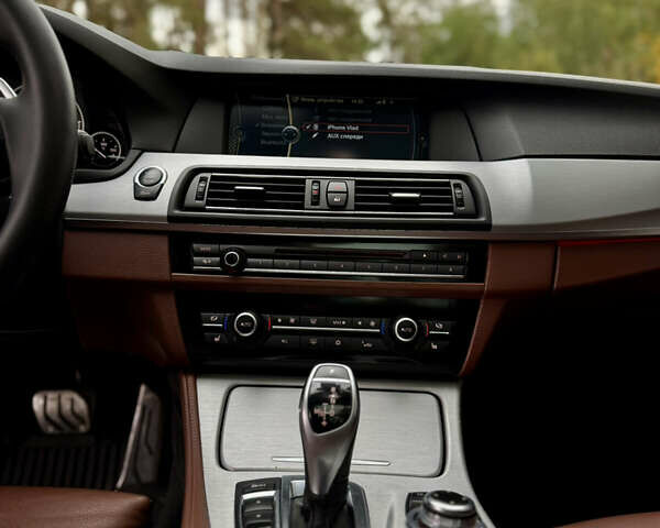 Чорний БМВ 5 Серія, об'ємом двигуна 2 л та пробігом 274 тис. км за 15400 $, фото 13 на Automoto.ua