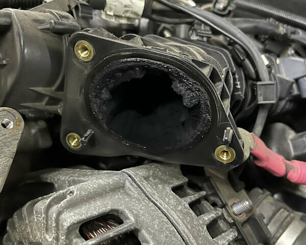 Черный БМВ 5 Серия, объемом двигателя 2 л и пробегом 249 тыс. км за 17706 $, фото 47 на Automoto.ua